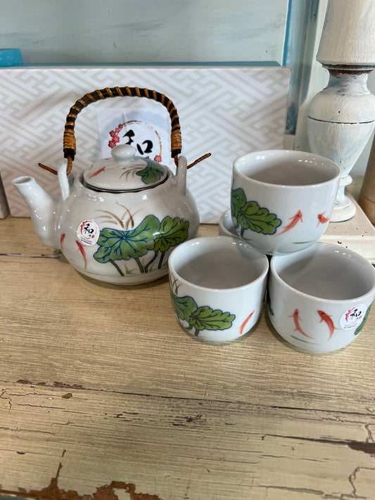 Koi Lotus Tea Set - 22oz Tea Pot with 4 Cups